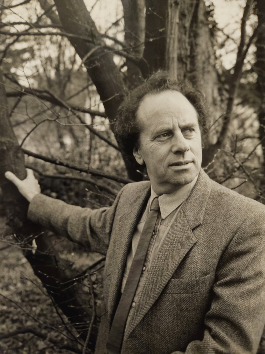 János Tamás